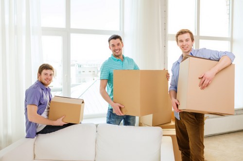 Efficient packing process with labeled boxes and materials